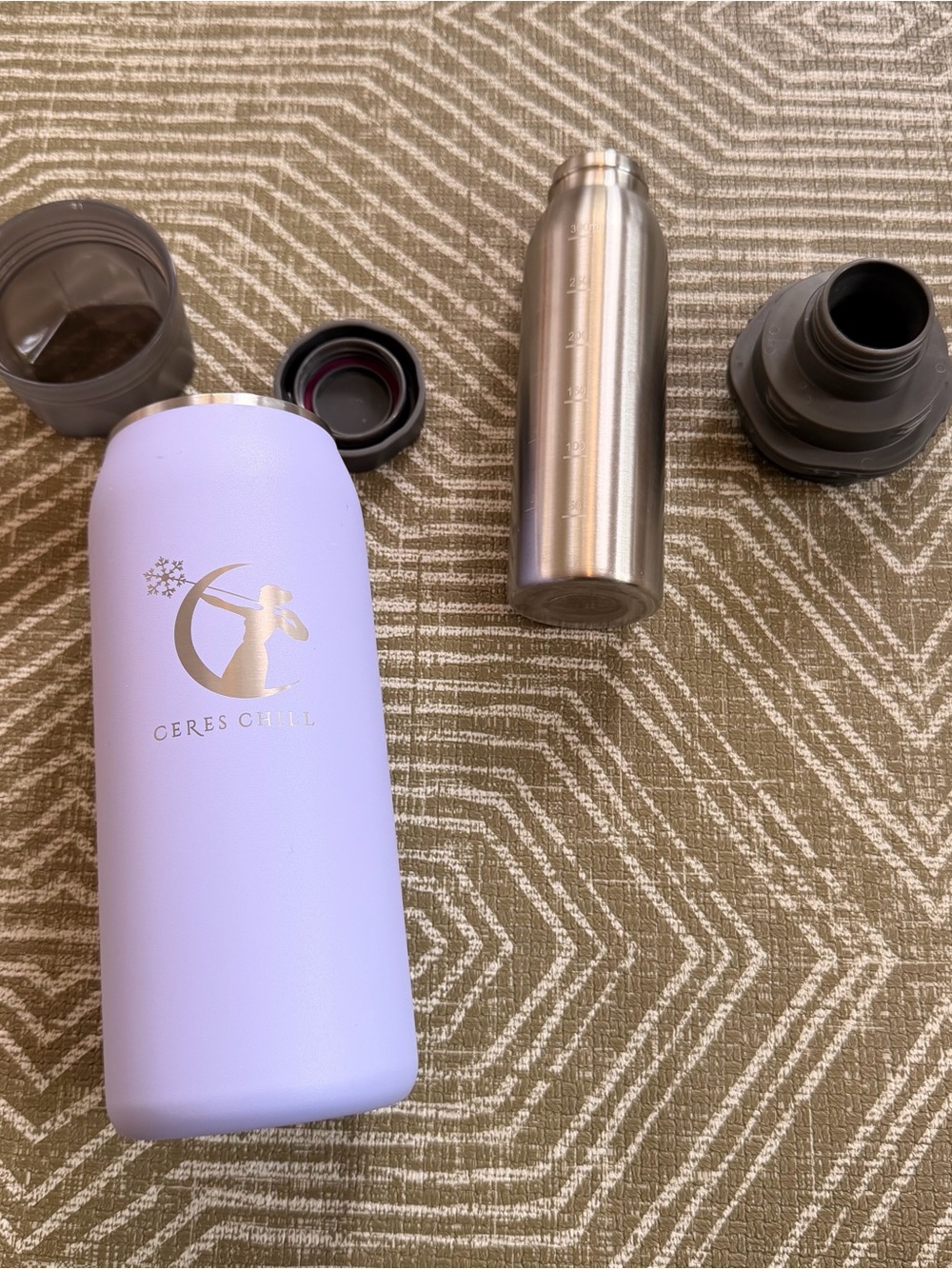 Title:
Ceres Chill Breastmilk Chiller Insulated Bottle Cooler Pumping Travel